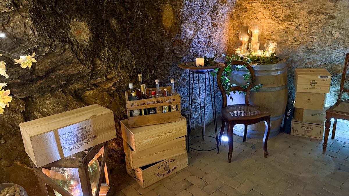 Genuss bei Kerzenschein im Gewölbekeller