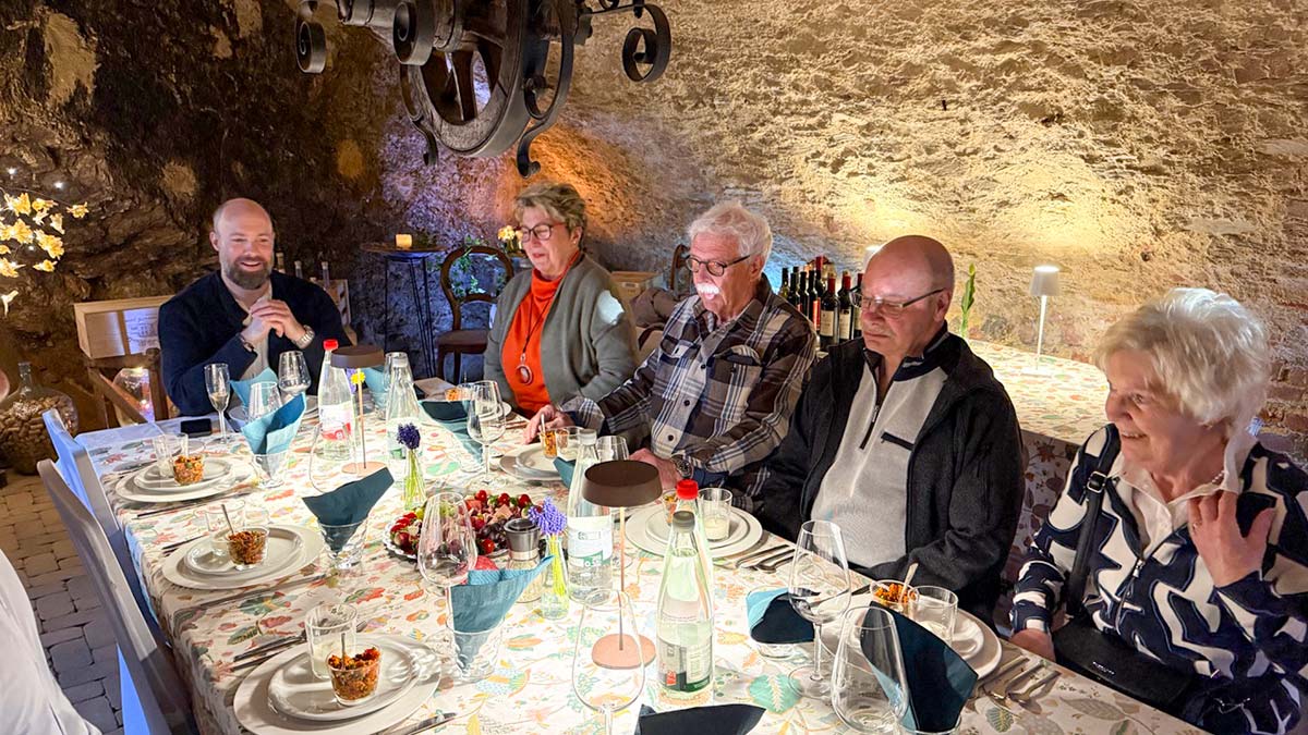 Genuss bei Kerzenschein im Gewölbekeller